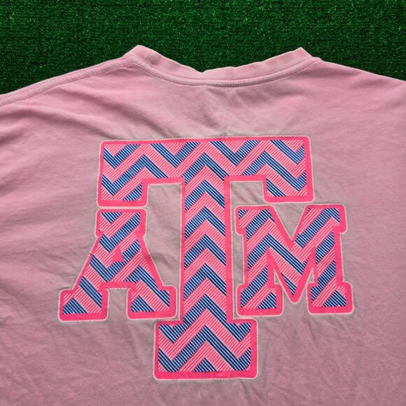Texas A&M Aggies Tshirt Mens XL Pink‎ Classic Short Sleeve NCAA Football Sports - Picture 10 of 10